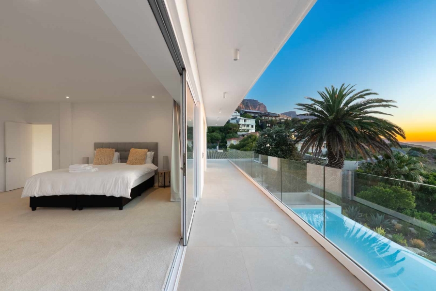 5 Bedroom Property for Sale in Camps Bay Western Cape